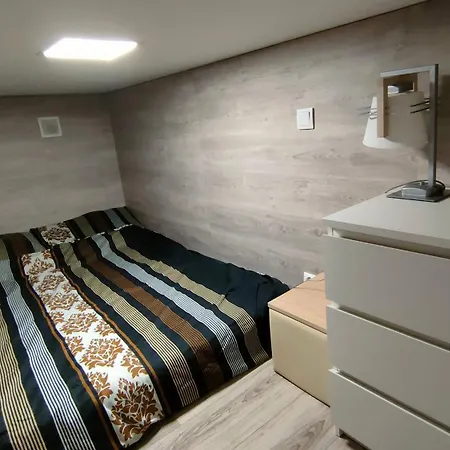 Mikroapartament 9a Z Antresola Piotrkowska 68 Lodz