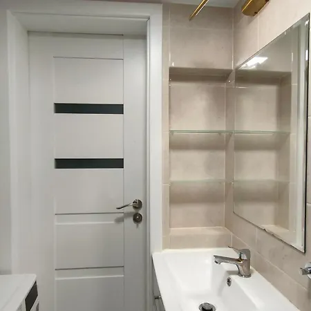 Mikroapartament 9a Z Antresola Piotrkowska 68 Apartment *