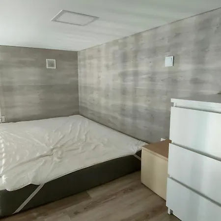 Apartment Mikroapartament 9a Z Antresola Piotrkowska 68