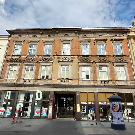 Mikroapartament 9a Z Antresola Piotrkowska 68 *